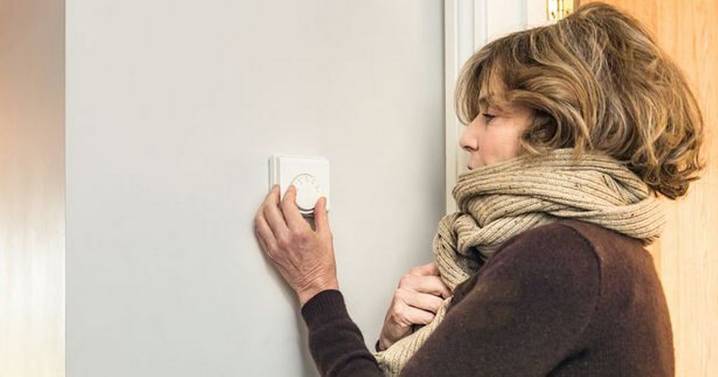 Pensioners may need to claim winter heating payments of up to £305