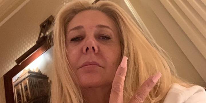 De los lujos al anonimato: Mariana Nannis niega su nueva realidad tras ser vista trabajando en Marbella