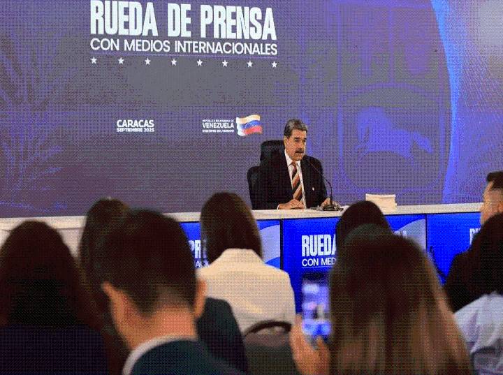 ¡Urgente! 1200 misiles apuntan hacia Venezuela, denunció Maduro
