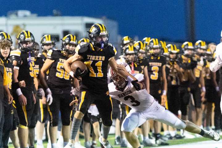 Northwestern Lehigh football clobbers Bangor for 19th consecutive victory
