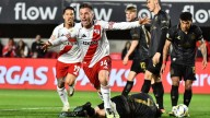 Con diez hombres, River le ganó a Estudiantes y llega en alza a los cuartos con Palmeiras