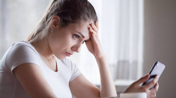 They simply couldn't be f**ked, and other honest reasons someone didn't text you back