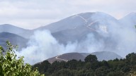 El incendio de Fasgar cumple ya un mes activo
