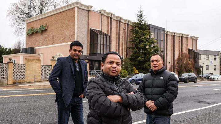 Manor East Caterers in Massapequa moves closer to comeback