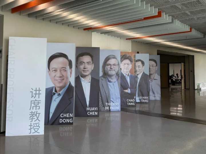 Mientras Trump intenta limitar el número de trabajadores extranjeros, China los corteja
