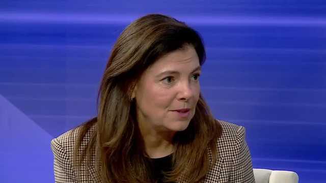 Exclusive: Ayotte says timing not right for redistricting despite reported pressure from White House