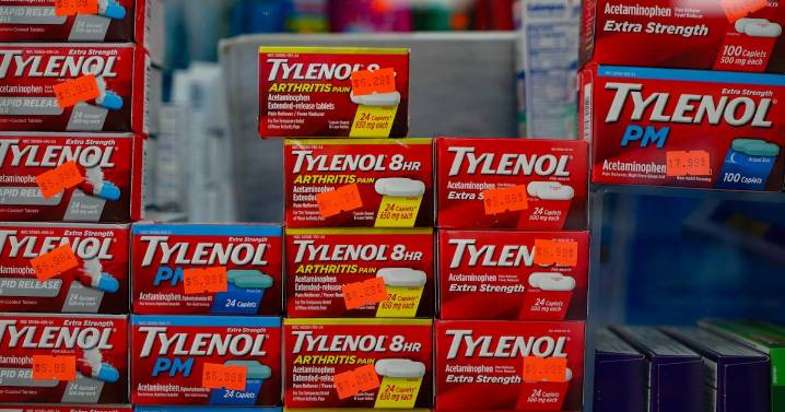 Trump distorts facts on autism, Tylenol and vaccines, scientists say