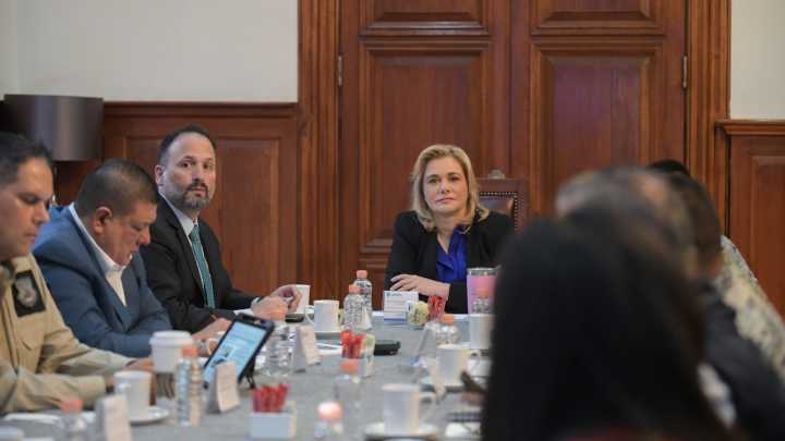 Maru Campos acuerda con Mesa de Seguridad instalación de nuevas bases de operaciones en la entidad