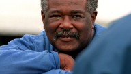 Longtime Patriots coach and executive Bobby Grier dies at 82
