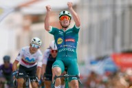 El danés Mads Pedersen se impone en Monforte de Lemos y Vingegaard sigue lìder
