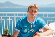 Manchester United make £92m loss as five players leave on transfer deadline day