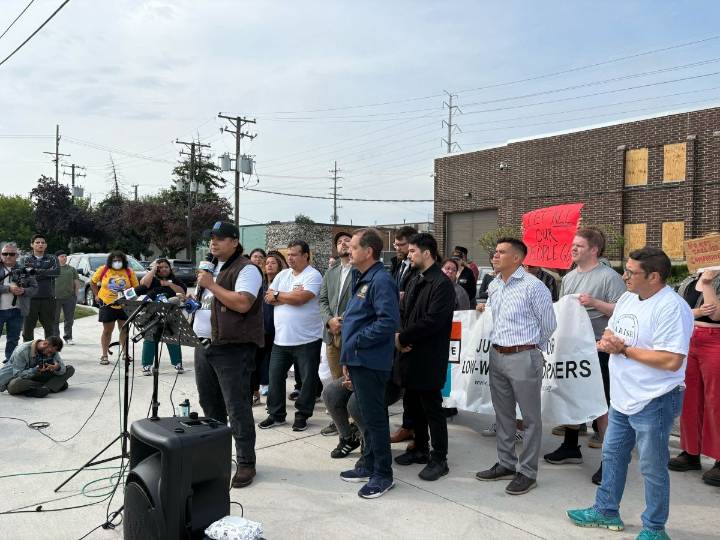 Líderes hispanos exigen información sobre un inmigrante arrestado por ICE y del que no se tiene noticia