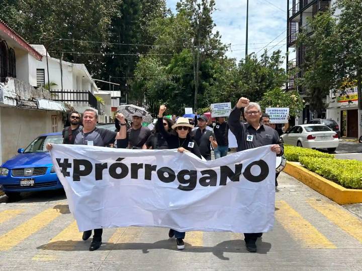 Polarización en la UV: rector convoca festejo el mismo día de marchas contra la prórroga