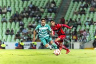 Santos se impone 1