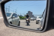 ¿Cómo conducir cerca de motociclistas?