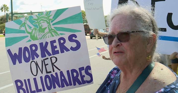 'We need to do this': Voices rise in Palm Beach Gardens for Labor Day protest