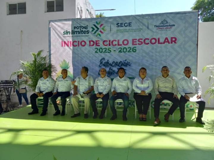 Autoridades educativas arrancan el ciclo escolar 2025