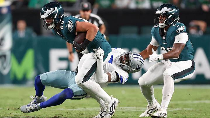 Eagles’ Dallas Goedert out for Sunday’s Super Bowl rematch with knee injury