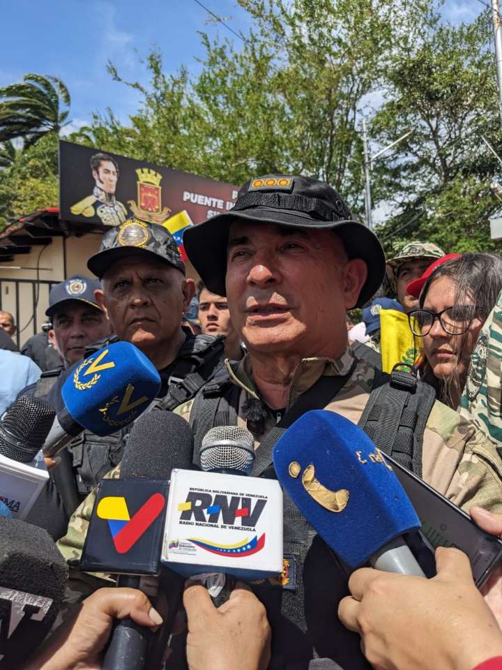 Lanzan granada a sede de organismo de seguridad en San Cristóbal