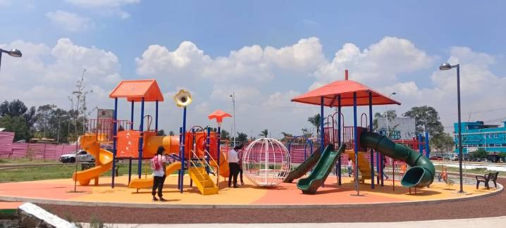 Vecinos exigen mantenimiento a espacios públicos en Nezahualcóyotl
