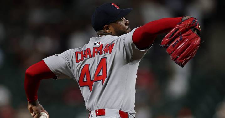 Aroldis Chapman named AL Reliever of the Month after dominant August