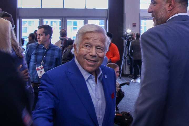 Robert Kraft sells 8% of Patriots, franchise valued at over $9 billion (report)