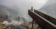 Las imágenes del incendio de Pantón, en el corazón de la Ribeira Sacra