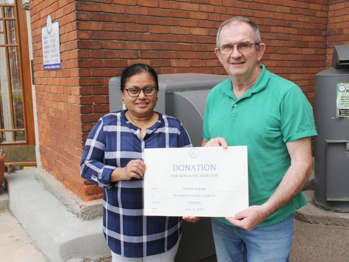 Pembroke Public Library gets $500 boost from local volunteer
