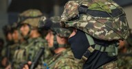 Dos militares fueron rociados con gasolina y quemados por la comunidad en Putumayo: esto se sabe
