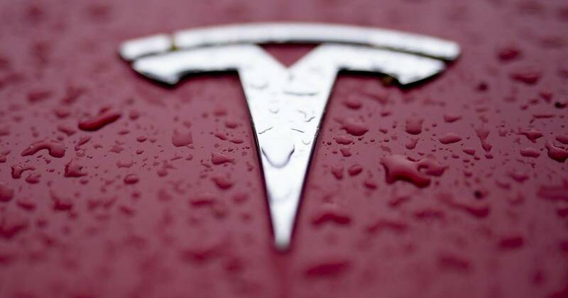 Tesla settles over fatal crashes related to Autopilot