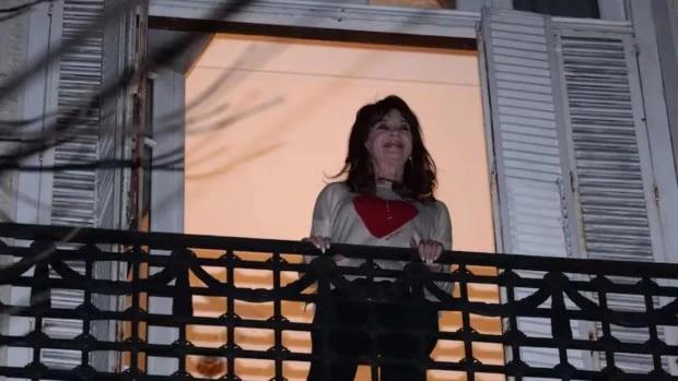 Cristina festejó con críticas al Presidente: "Salí de la burbuja, hermano"