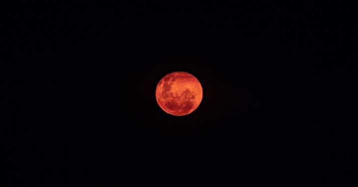 A Blood Moon Total Lunar Eclipse Is Coming. Here’s How to See It.