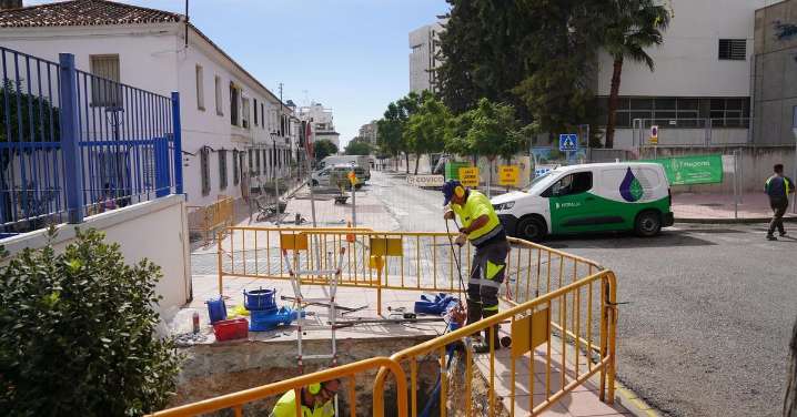 Estepona arranca las obras para dotar a la avenida San Lorenzo de nueva red de saneamiento y doble sentido de circulación