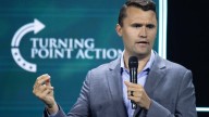 Los demócratas condenan el atentado contra el conservador Charlie Kirk mientras Elon Musk les llama "el partido del asesinato"