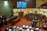 Congreso despacha a ley multas por no votar y eleva requisito de residencia para sufragio extranjero