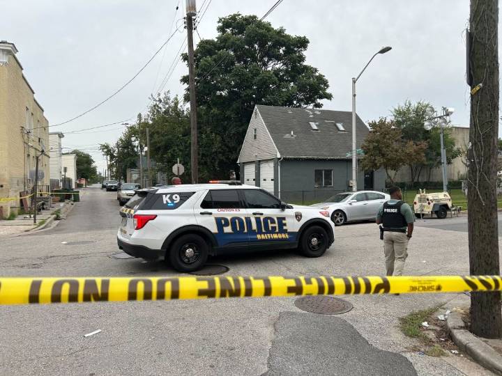 Man dead, teen injured after 2 South Baltimore shootings