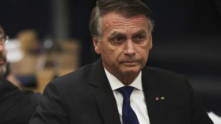 Diagnostican cáncer de piel a Jair Bolsonaro durante su hospitalización