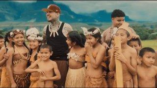 ¡Farruko deslumbra con un impresionante video desde Canaima junto a la Sinfónica Coral Kanaimö!