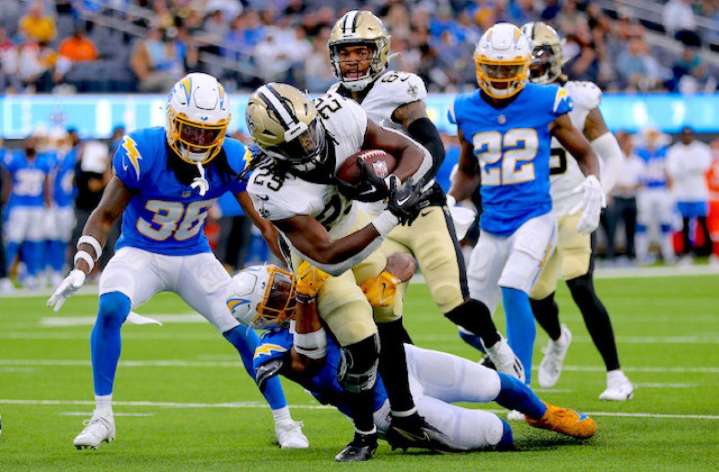 Running Back Fantasy Football Waiver Wire Pickups for Week 5 - Woody Marks, Kendre Miller, Kyle Monangai, Blake Corum, Kenneth Gainwell, more