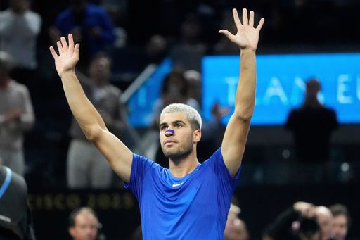 Carlos Alcaraz encabezará primer evento de tenis en el estadio de los Marlins de Miami