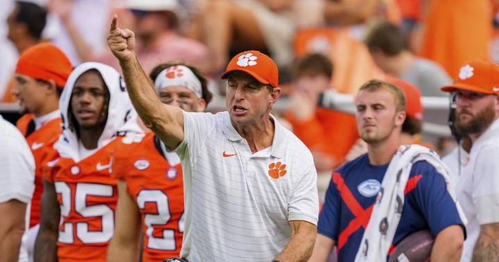 Dabo Swinney feels ‘everyone’s pain’ after Clemson falls 1