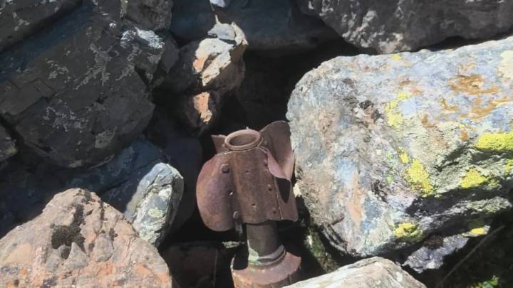 Encuentran un proyectil de la Guerra Civil en el Collado de Sahún