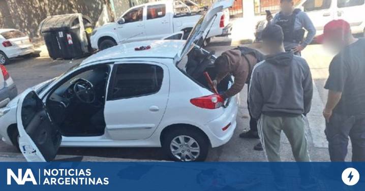 Detuvieron a un hombre que circulaba en un auto robado sobre la avenida General Paz