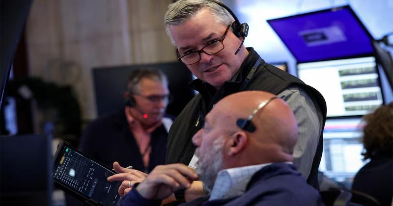 U.S. Stock Futures Rise as Investors Weigh Fed Chair Powell’s Cautious Remarks