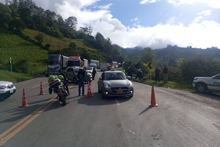 🔴EN VIVO | Inicia piloto para transporte de carga y vehículos en la vía al Llano: horarios y más