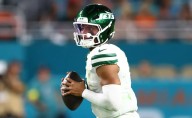 Justin Fields sets the tone on the Jets following Week 4 loss to the Dolphins