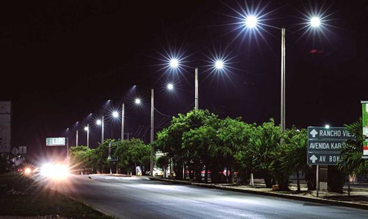 La CFE restablece al 100 por ciento fluido eléctrico en la Peninsula de Yucatán