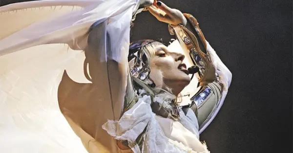 LIDERA LOS PREMIOS VMA