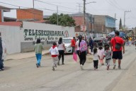 Trás reparación de Colector Pirules estudiantes de Chimalhuacán vuelven a las aulas