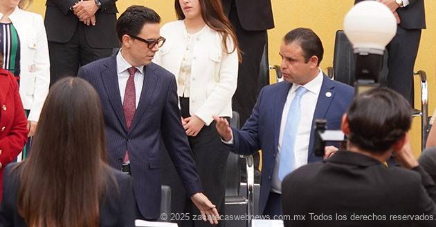 RODRIGO REYES MUGÜERZA ACOMPAÑA AL MUNÍCIPE DE ZACATECAS EN SU PRIMER INFORME DE GOBIERNO